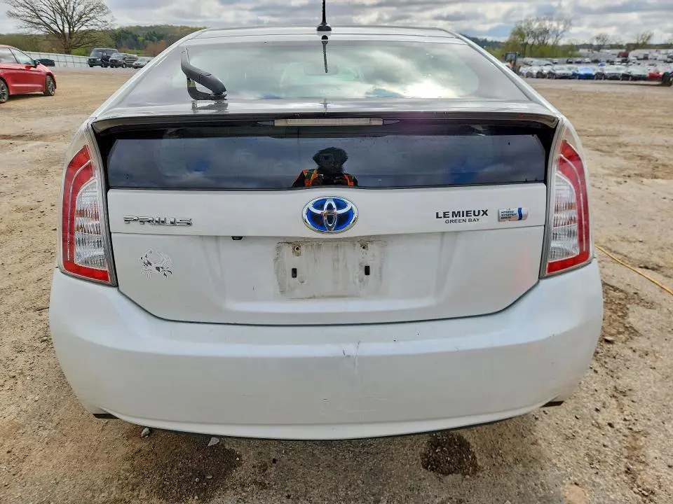 2014 TOYOTA PRIUS FOUR  