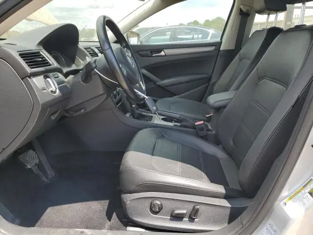 2014 VOLKSWAGEN PASSAT SE  