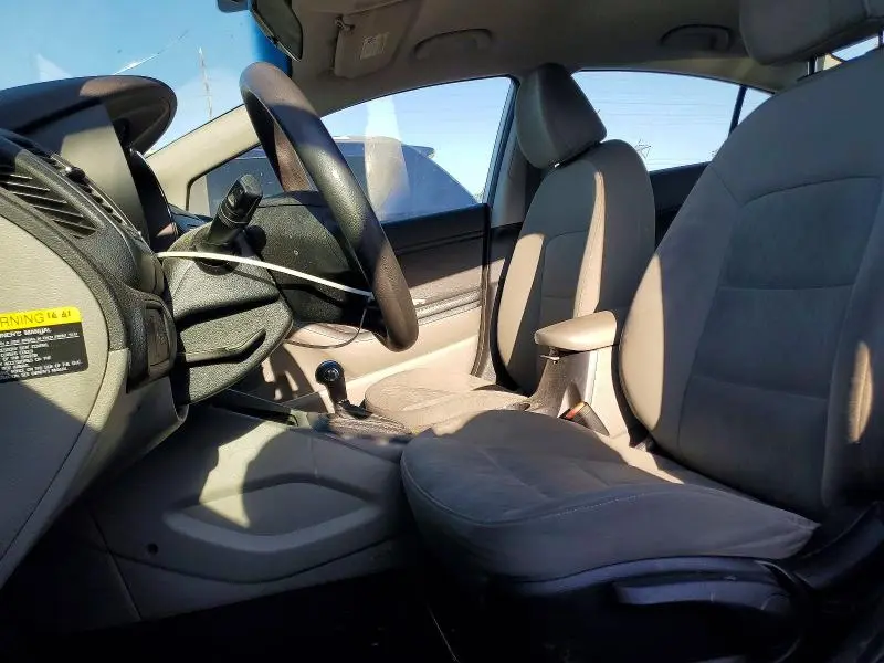 2015 KIA FORTE LX  