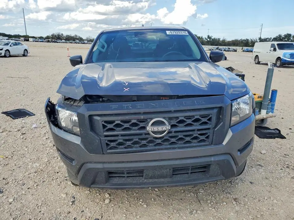 2024 NISSAN FRONTIER S  