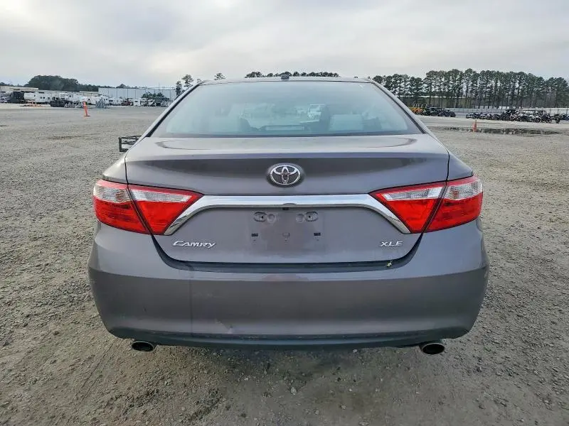 2017 TOYOTA CAMRY XSE  