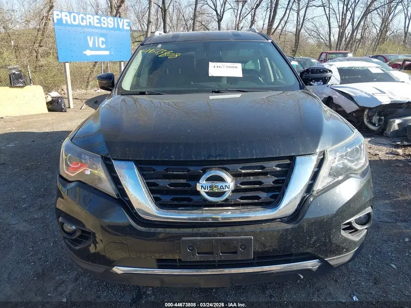 2019 NISSAN PATHFINDER SV