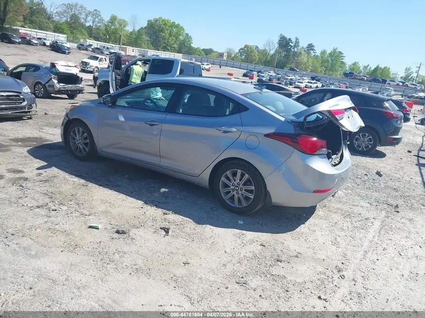 2016 HYUNDAI ELANTRA SE