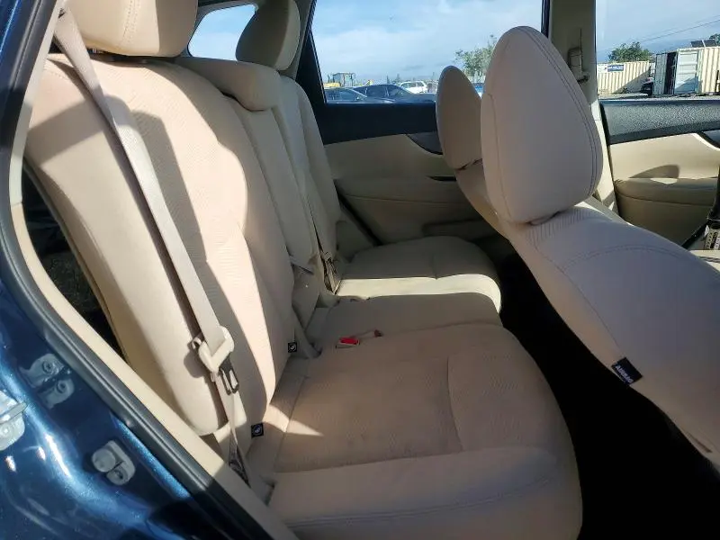 2016 NISSAN ROGUE S  