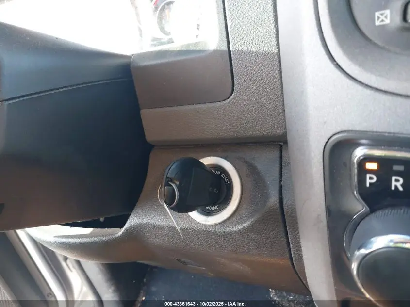 2019 RAM 1500 CLASSIC EXPRESS  4X2 5'7 BOX