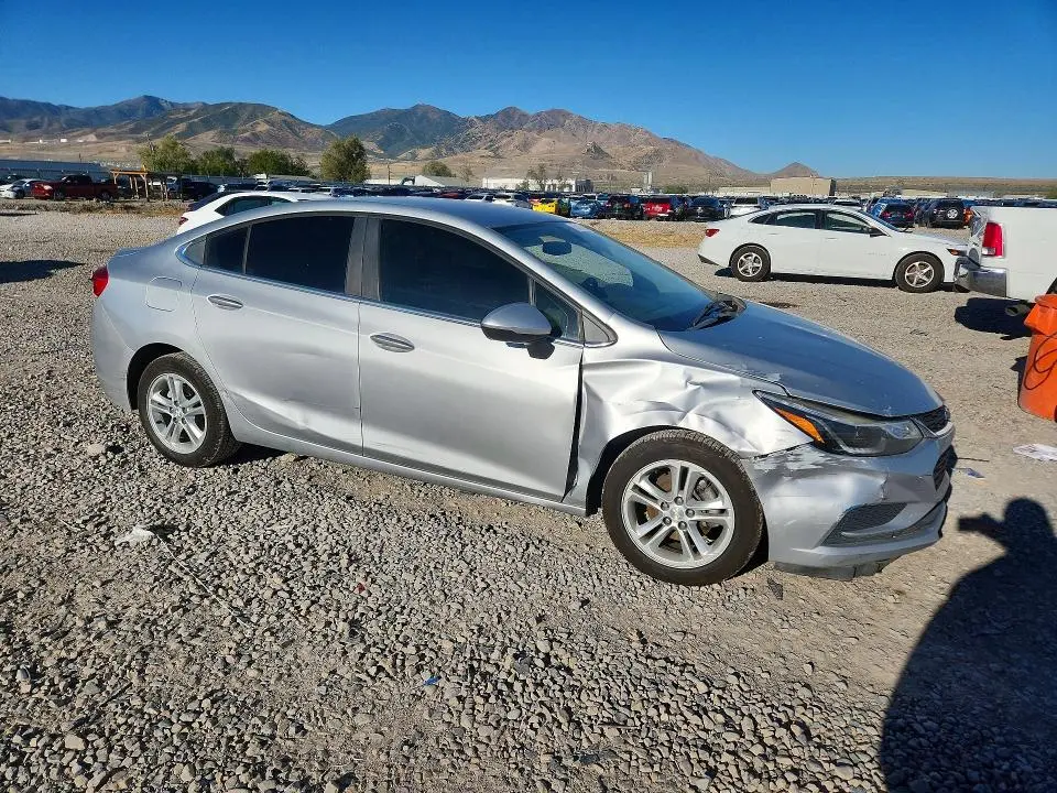 2016 CHEVROLET CRUZE LT  