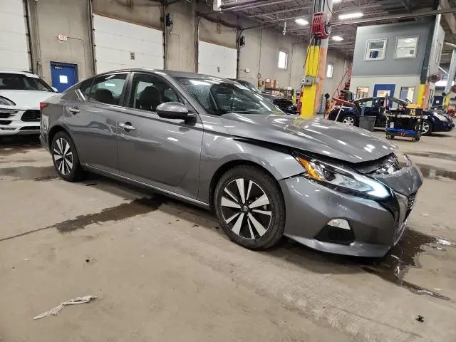 2022 NISSAN ALTIMA SV  