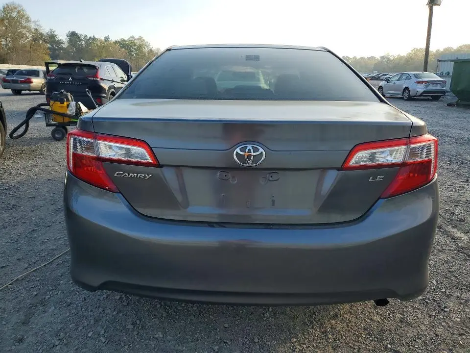 2012 TOYOTA CAMRY LE  