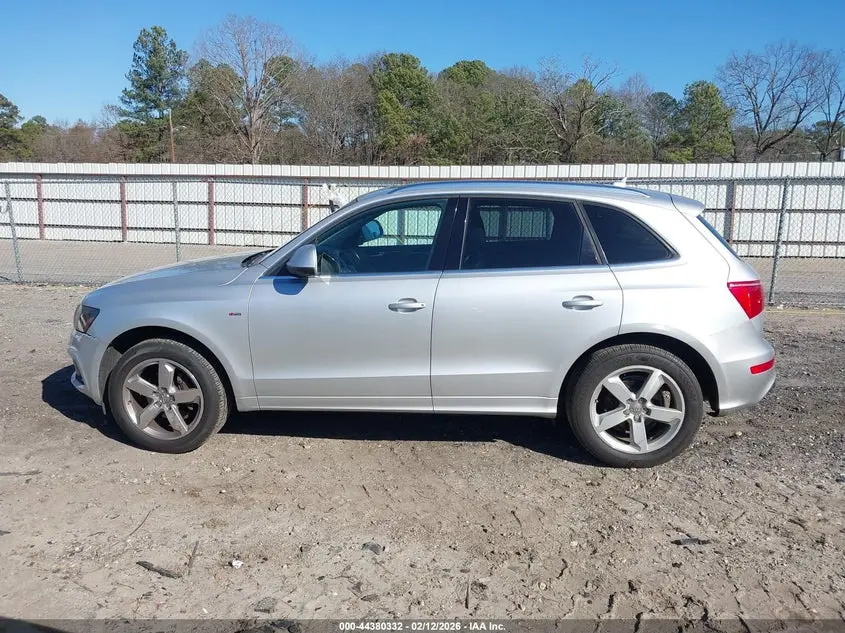 2011 AUDI Q5 3.2 PREMIUM PLUS