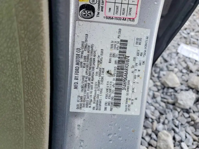 2010 FORD FUSION S  