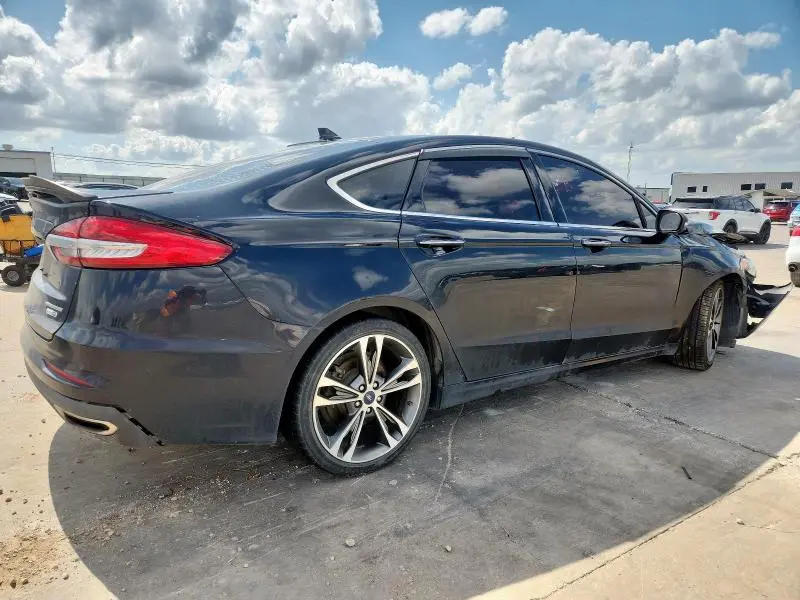 2020 FORD FUSION TITANIUM  