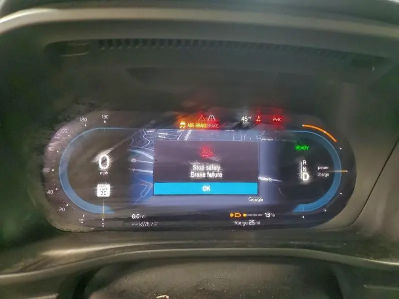 2021 VOLVO XC40 RECHARGE  