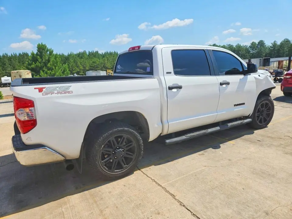 2019 TOYOTA TUNDRA CREWMAX SR5  