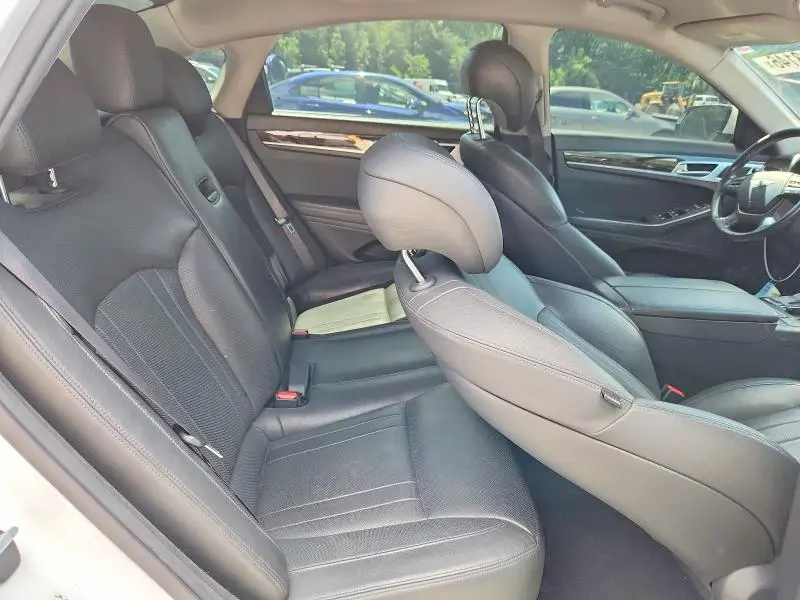 2016 HYUNDAI GENESIS 3.8L  