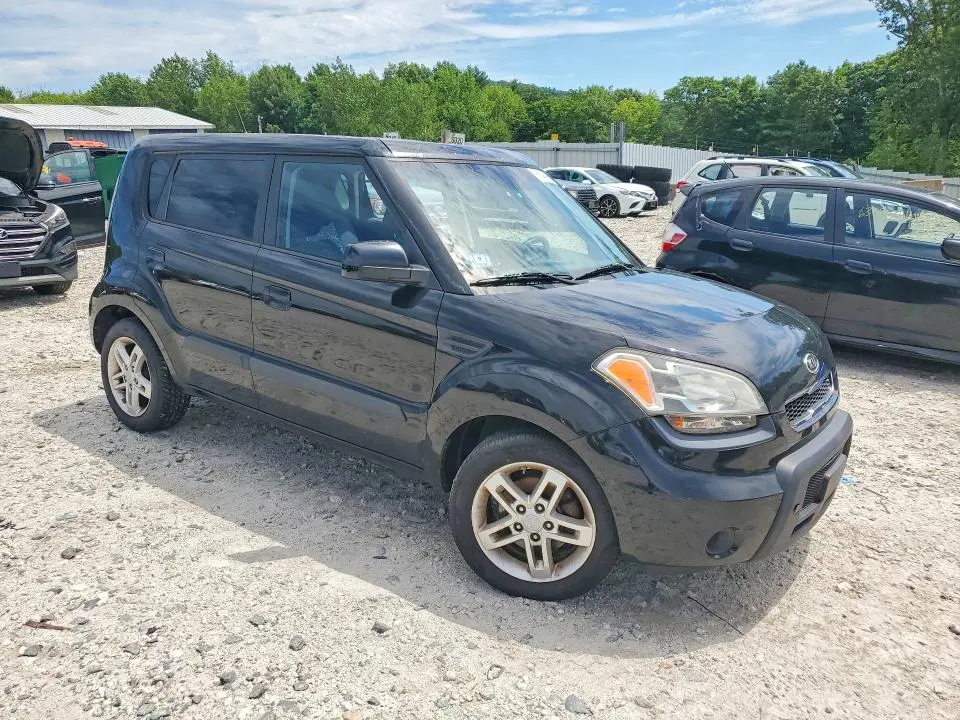 2010 KIA SOUL +  