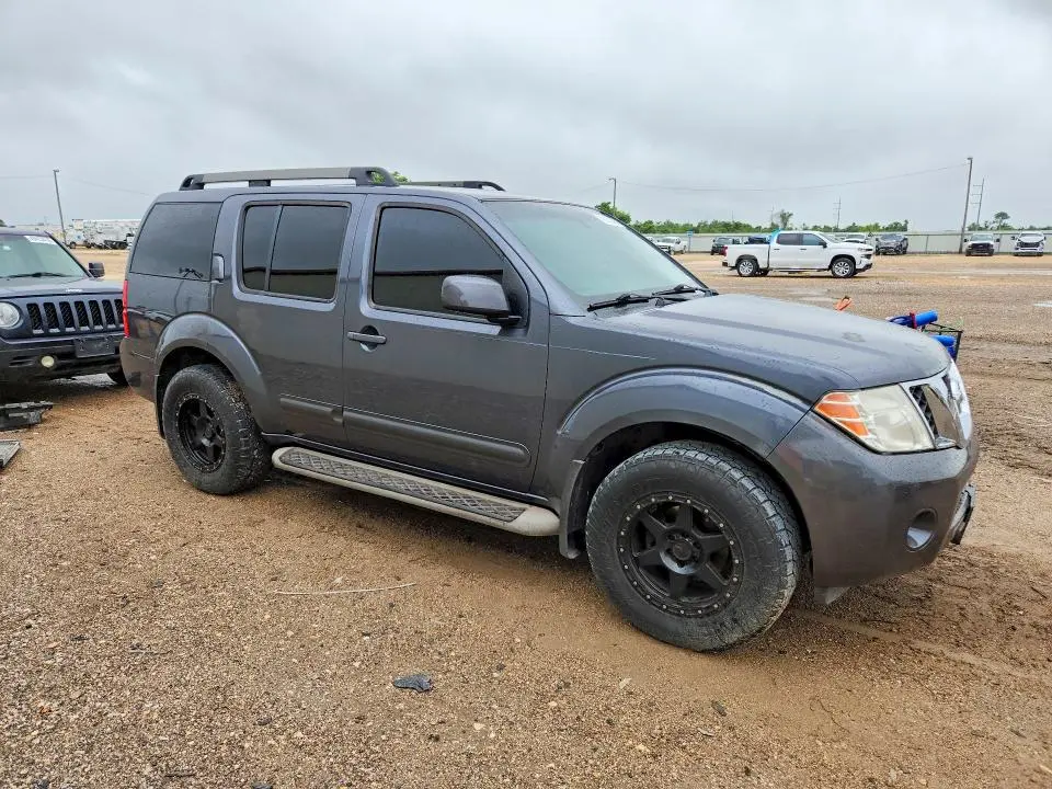 2012 NISSAN PATHFINDER S  