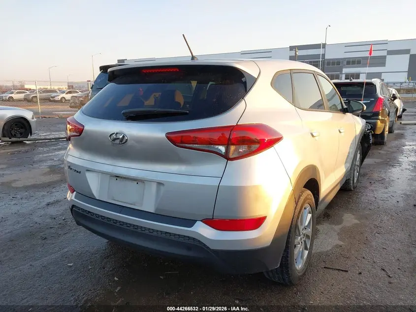 2018 HYUNDAI TUCSON SE