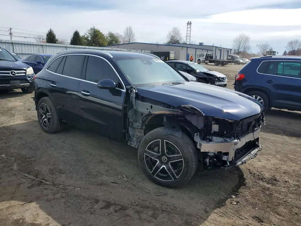 2024 MERCEDES-BENZ GLC 300 4MATIC  