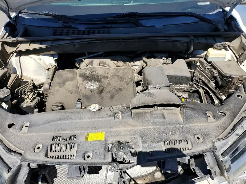 2018 TOYOTA HIGHLANDER LIMITED PLATINUM  
