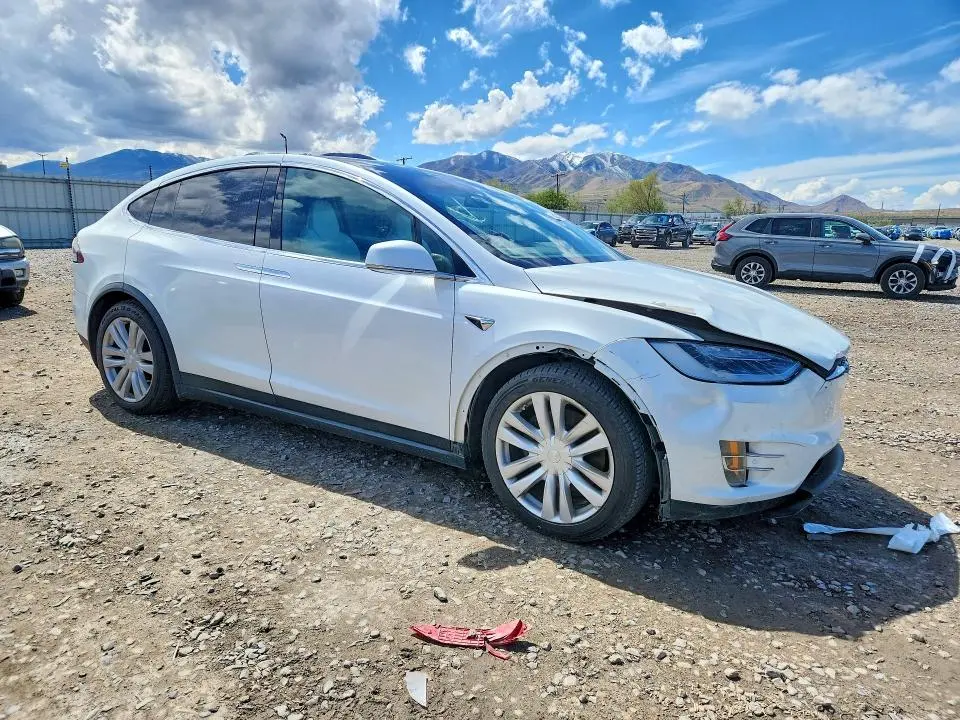 2017 TESLA MODEL X   