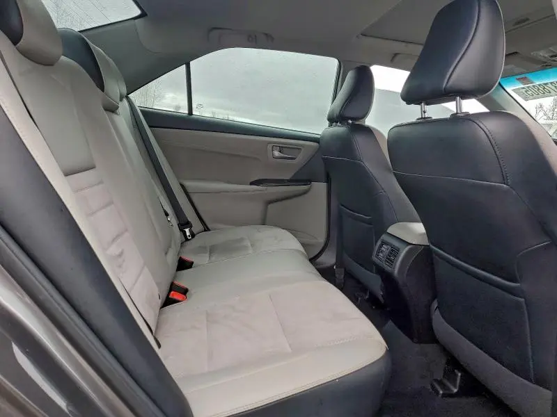 2017 TOYOTA CAMRY LE  