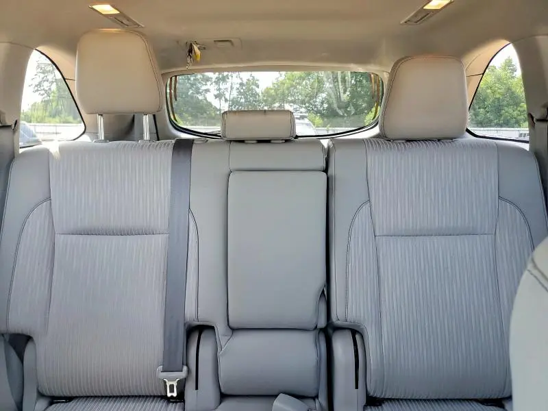 2018 TOYOTA HIGHLANDER LE PLUS  