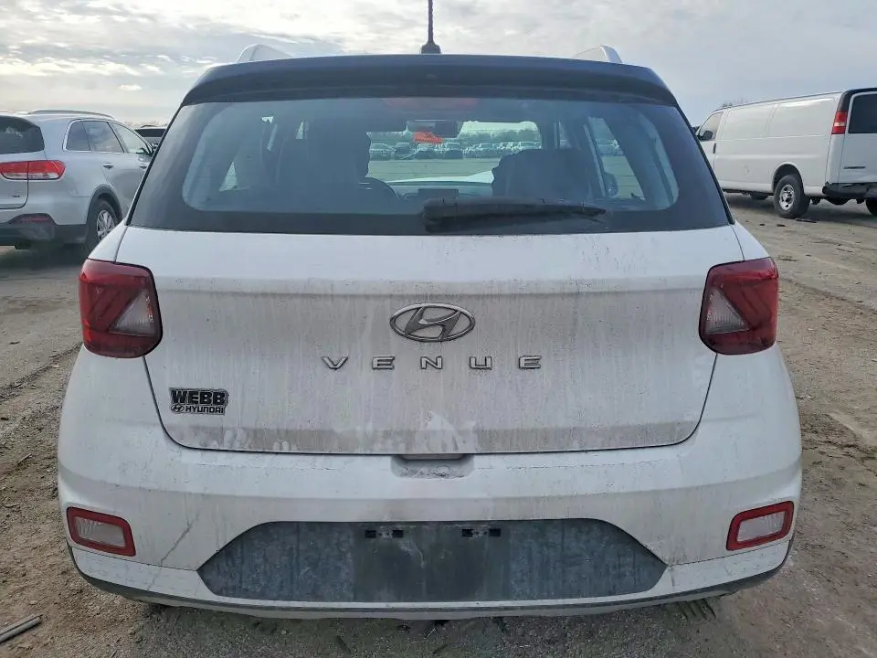 2024 HYUNDAI VENUE LIMITED  