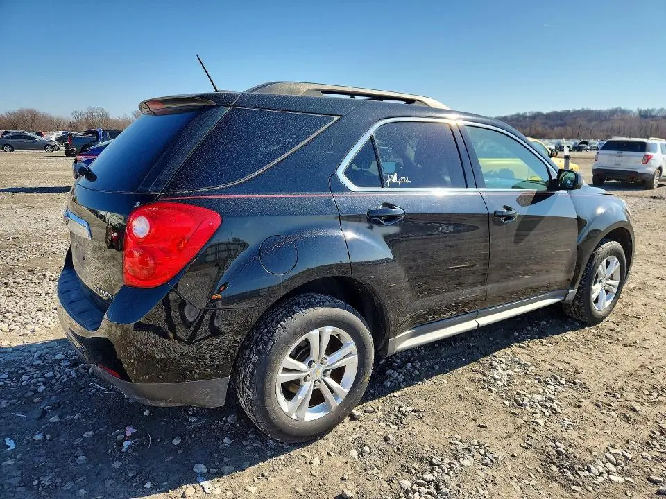 2015 CHEVROLET EQUINOX LT  