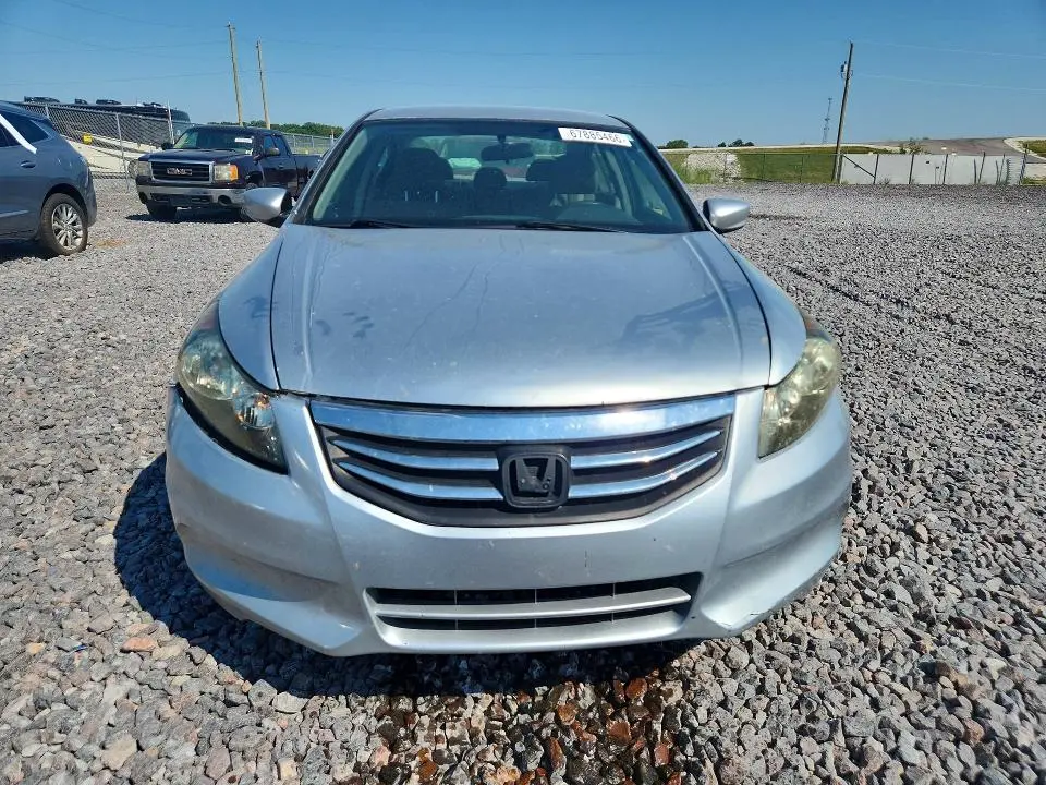 2011 HONDA ACCORD LX  
