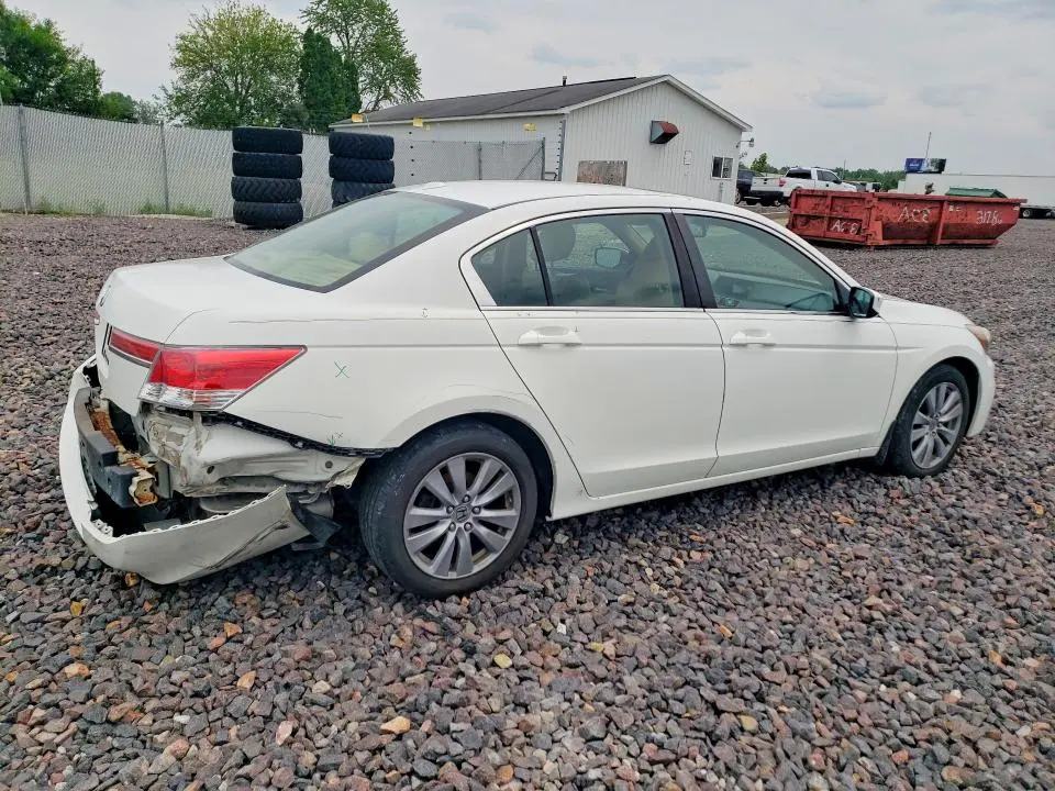 2011 HONDA ACCORD EXL  
