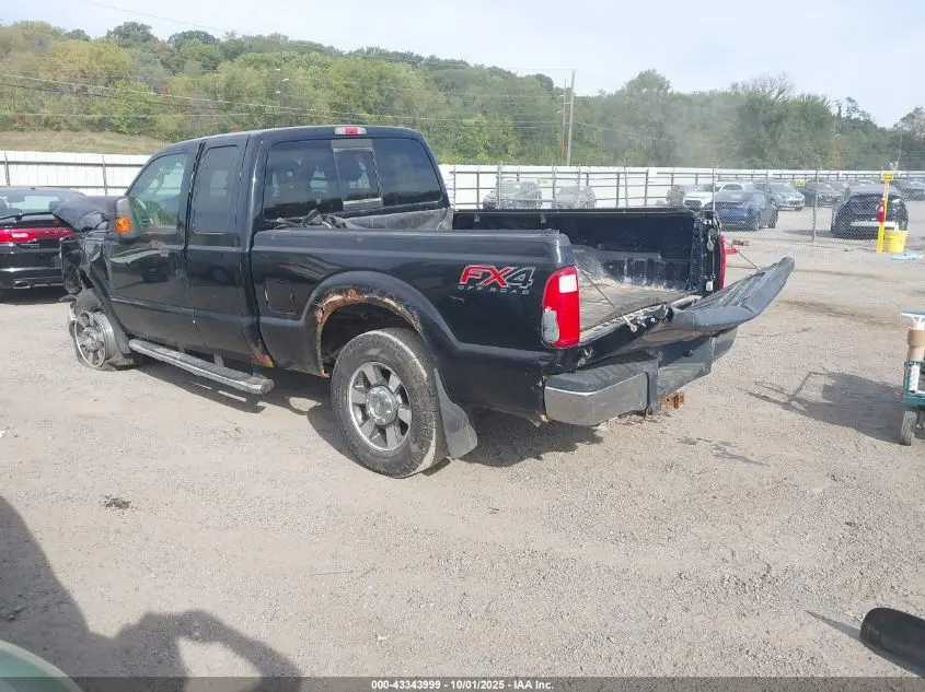 2012 FORD F-250 LARIAT