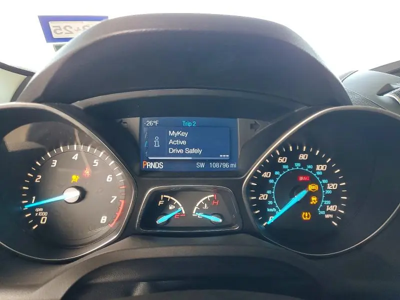 2015 FORD ESCAPE SE  