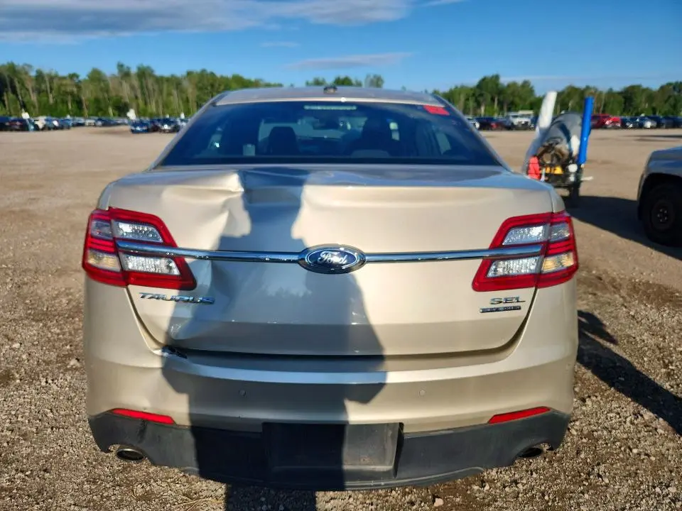 2017 FORD TAURUS SEL  