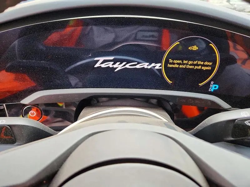 2024 PORSCHE TAYCAN CROSS TURISMO 4  