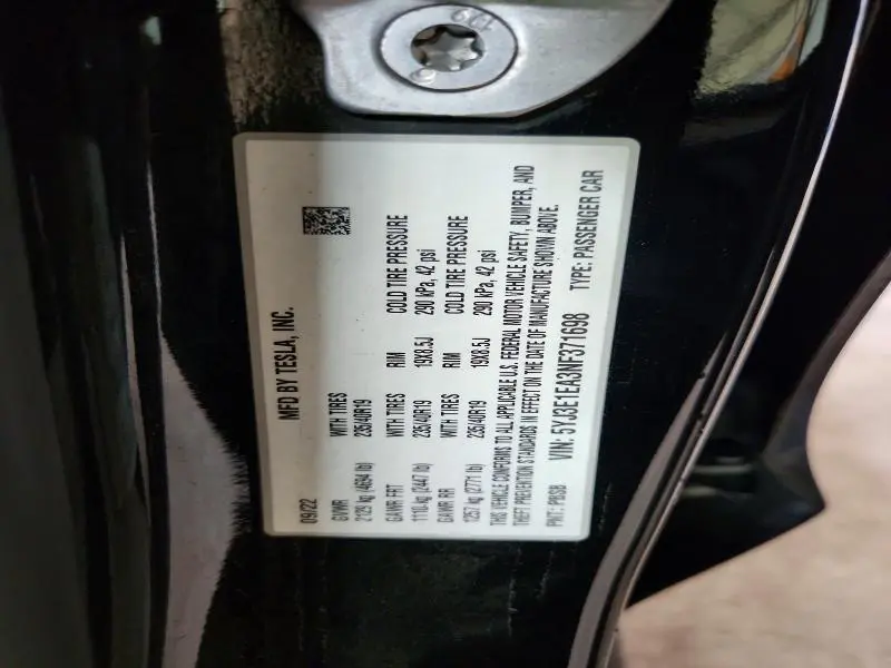 2022 TESLA MODEL 3   