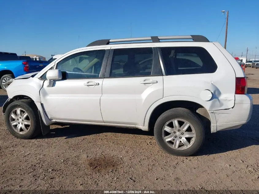 2011 MITSUBISHI ENDEAVOR  