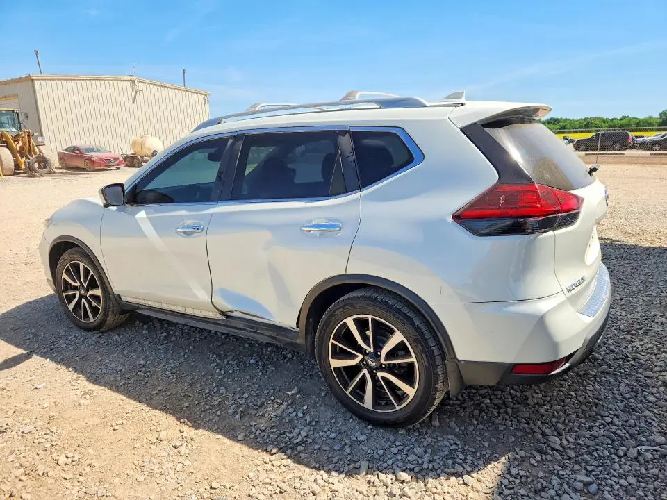 2017 NISSAN ROGUE SL  