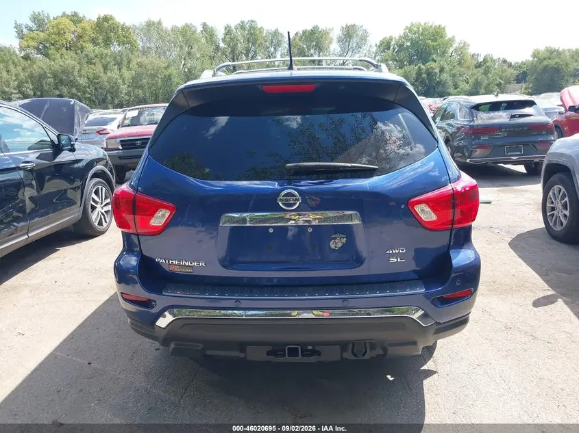 2018 NISSAN PATHFINDER SL