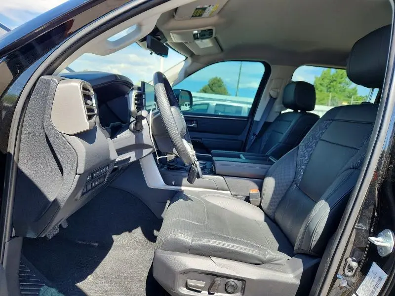 2024 TOYOTA TUNDRA CREWMAX LIMITED  