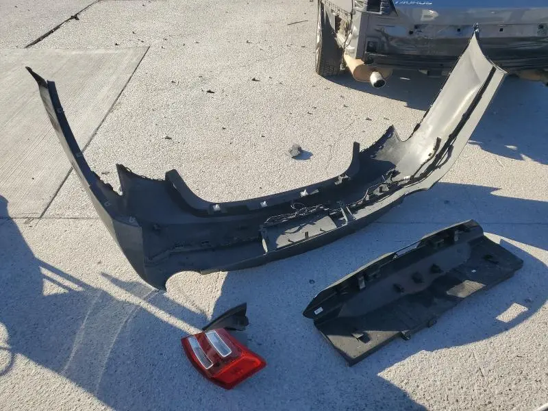 2013 FORD TAURUS LIMITED