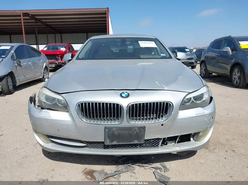 2011 BMW 528I  
