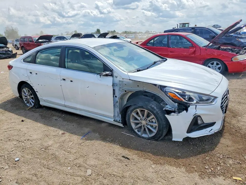 2018 HYUNDAI SONATA SE  