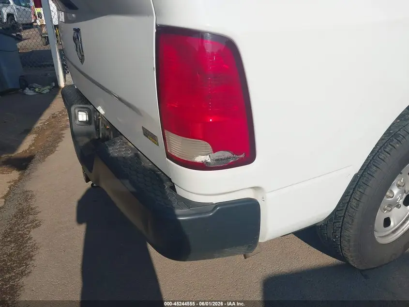 2019 RAM 1500 CLASSIC TRADESMAN  4X2 8' BOX