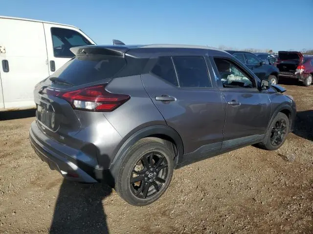 2022 NISSAN KICKS SV  