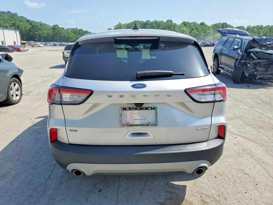 2020 FORD ESCAPE SE  