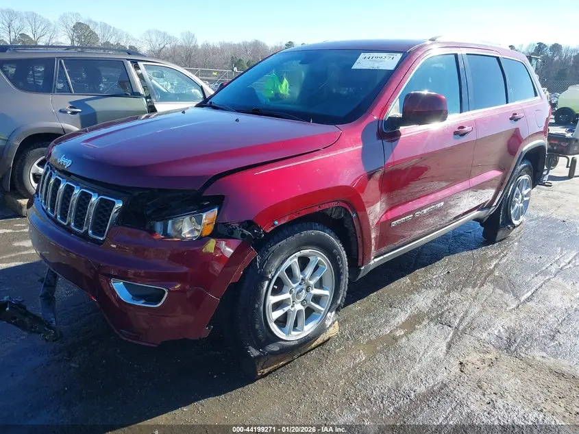 2019 JEEP GRAND CHEROKEE LAREDO E 4X2