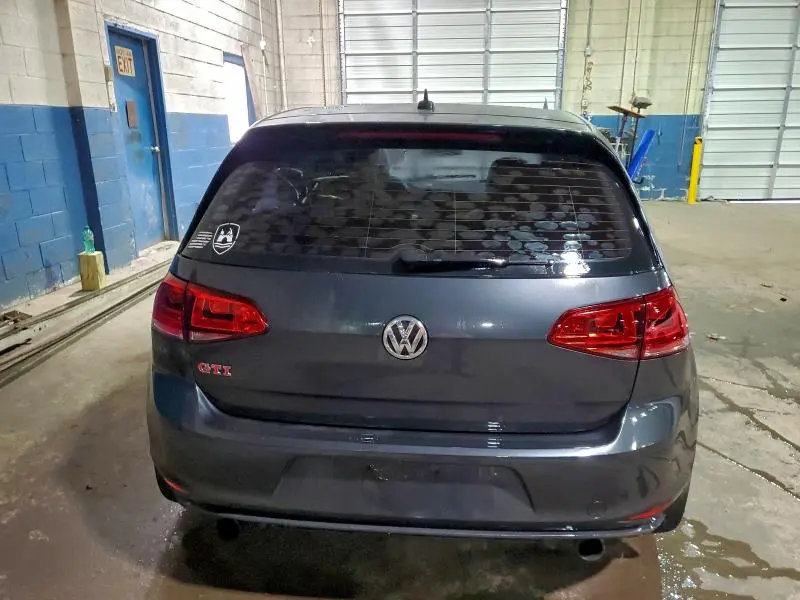 2017 VOLKSWAGEN GTI S/SE  