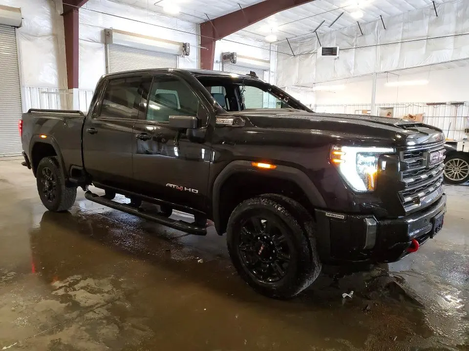 2024 GMC SIERRA K3500 AT4  