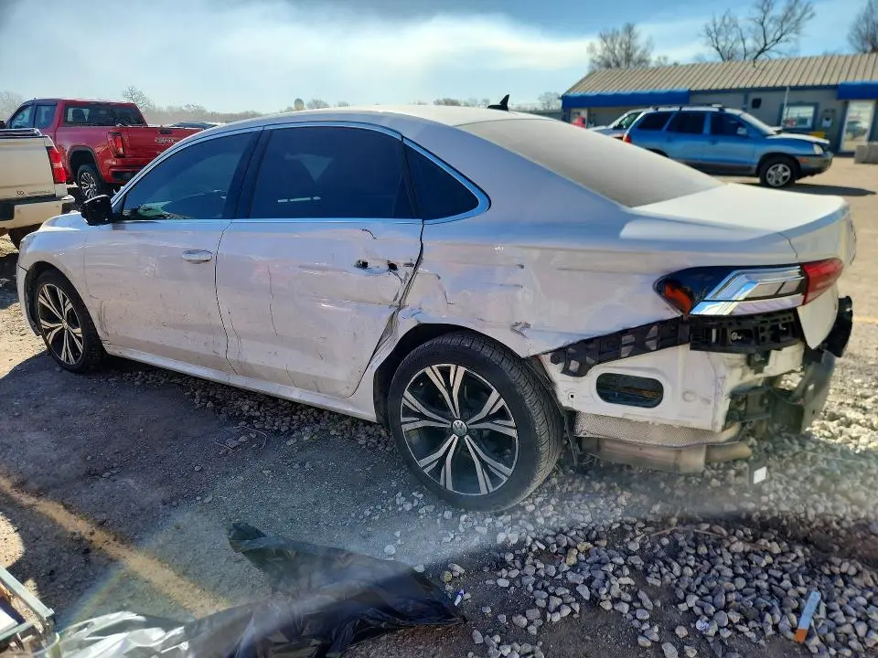 2021 VOLKSWAGEN PASSAT SE  