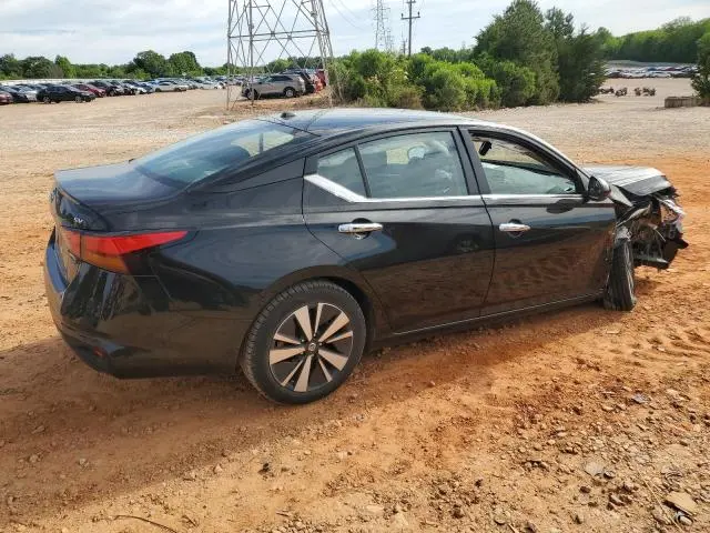 2021 NISSAN ALTIMA SV  